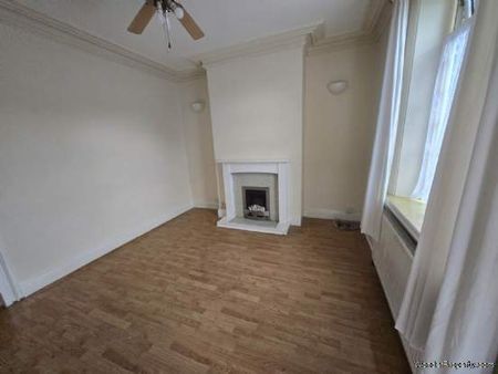 2 bedroom property to rent in Dewsbury - Photo 2