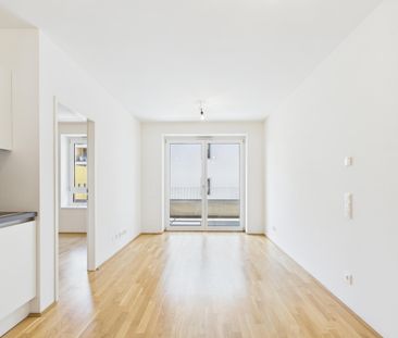 Fernblick im 6. OG: Großzügig gestaltete 2-Zimmerwohnung mit Balkon - Foto 1