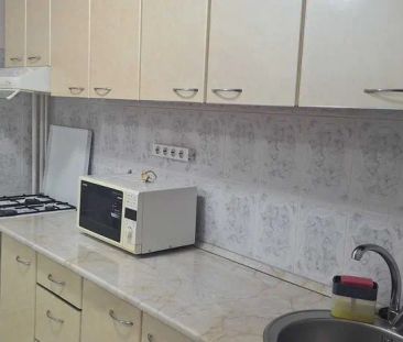 inchiriez apartament 3 camere Brancoveanu metrou - Fotografie 5