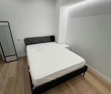 Carrer de Sants, Barcelona, Catalonia 08028 - Photo 5