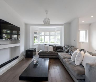 4 bedroom terraced house to rent - Photo 1
