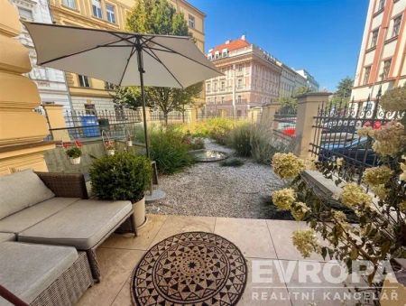 Luxusní plně vybavený apartmán se zahradou, Vinohrady - Фото 2