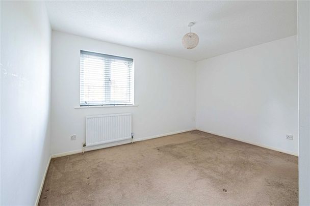 2 bed Flat for rent - Photo 1