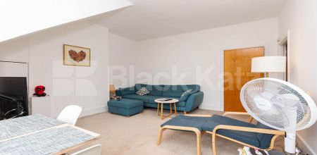1 Bedroom, 1 bath, 1 reception Flat - Photo 2