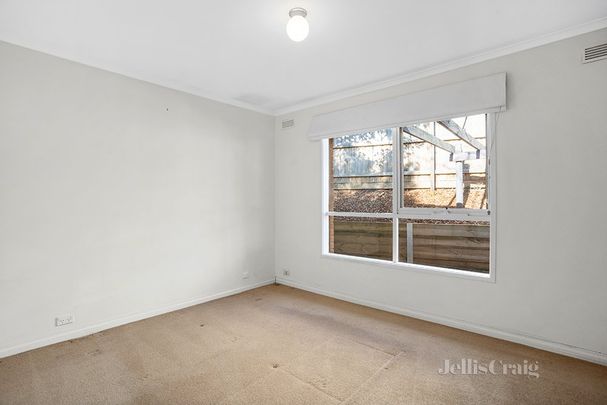 54 Eucalyptus Road, Eltham - Photo 1