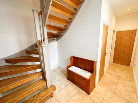 3 bedroom townhouse to rent - Photo 2