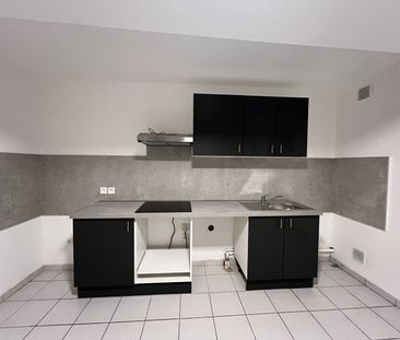 Location Appartement 4 pièces 133m² - Photo 4