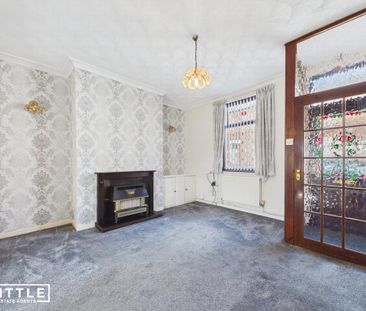 2 bedroom terraced house to rent - Photo 2