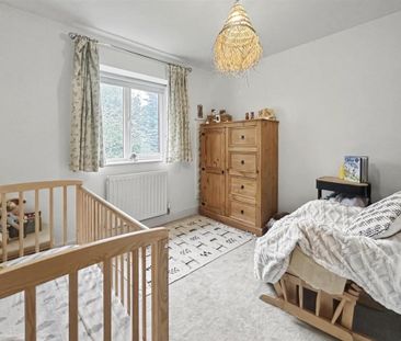 3 bedroom detached house to rent - Photo 2