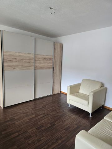 Exquisite 3 Zimmer-Wohnung mit Terrasse - Foto 3