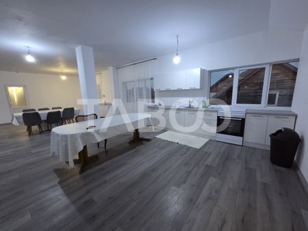 Casa de inchiriat 9 camere 5 bai pretabil Compani / Muncitor - Photo 5