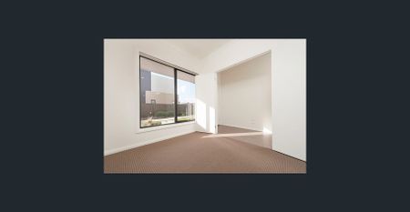 Stylish Townhouse in A1 Location ! - Photo 3