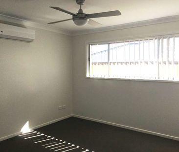 16 Turner Street, Ormeau Hills, Qld 4208 - Photo 2