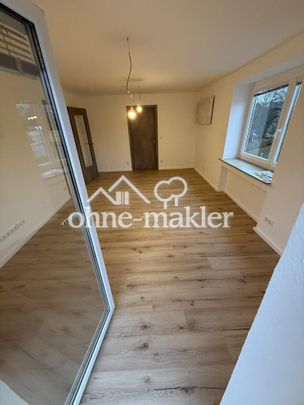 TOP-Sanierte 5-Zimmer Wohnung in Oberkotzau - Photo 1