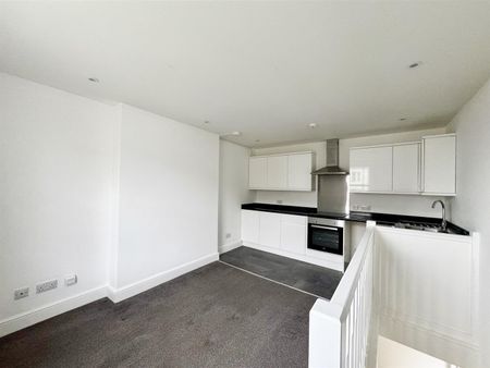 Wilton Road, Bexhill-On-Sea, TN40 1HX - Photo 5