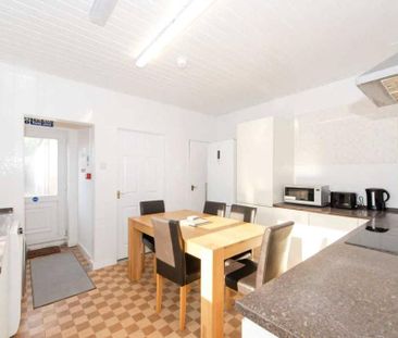 1 bedroom property to rent - Photo 5