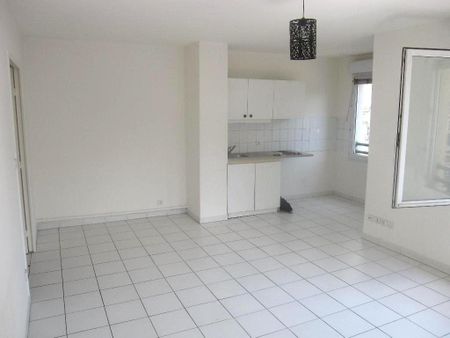 Gares - T2 - 46,60m² - Photo 2