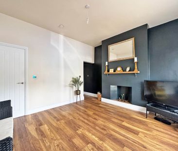 Radcliffe Road, Moorside Oldham - Photo 2