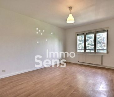 Location appartement - Lille République / Saint Michel - Photo 6