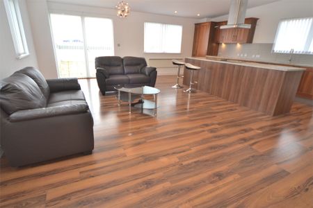 River Quarter, City Centre, Sunderland - Photo 3