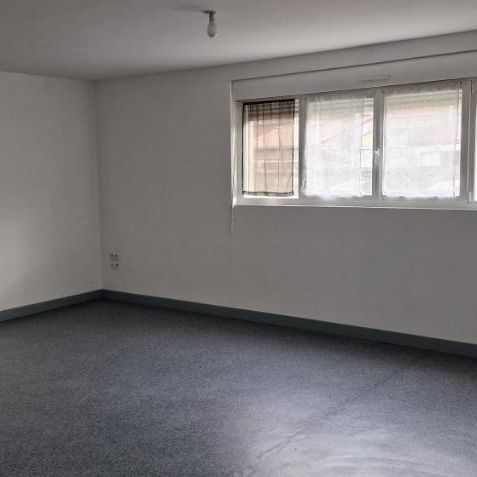 Loue Appartement F5 en parfait état dans résidence sécurisée - Photo 1