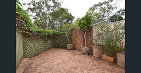 Easy Living - Photo 3