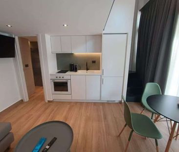 Studio/Γκαρσονιέρα για ενοικίαση Χρυσάκη (Καλλιθέα) - Photo 6