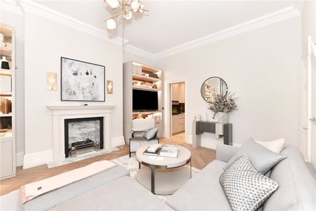A stunning first floor two bedroom apartment with high ceilings throughout. - Photo 2