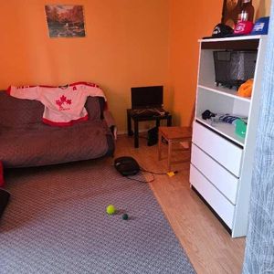 Grand 31/2 à louer - Photo 2