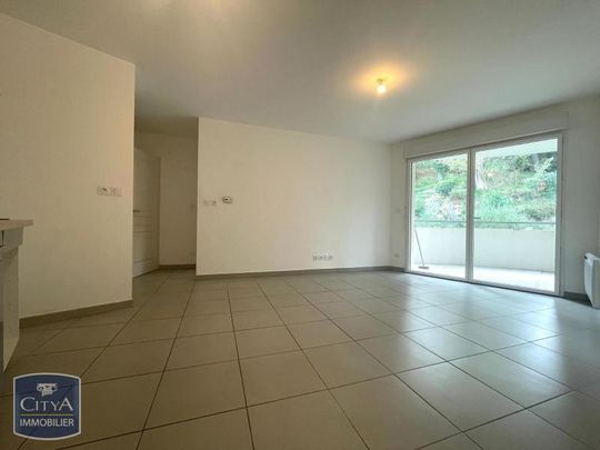 Location Appartement 2 pièces 39m² VILLENEUVE LES AVIGNON 30400 - Photo 1