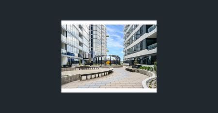 Furnished 2-Bedroom Apartment in Trio Building I 2Bed 2Bath 1Car - Photo 3