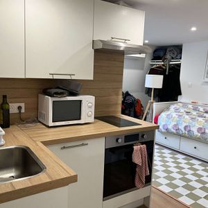 Appartement 1 pièce à Lille - Photo 2