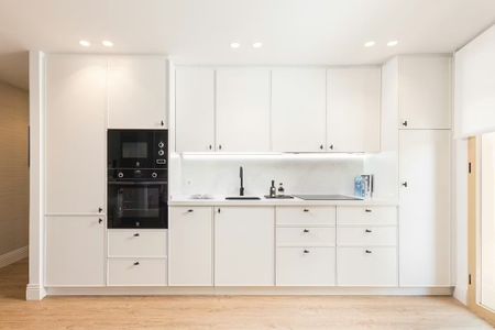 Calle Granada, Málaga, Andalusia 29015 - Photo 2