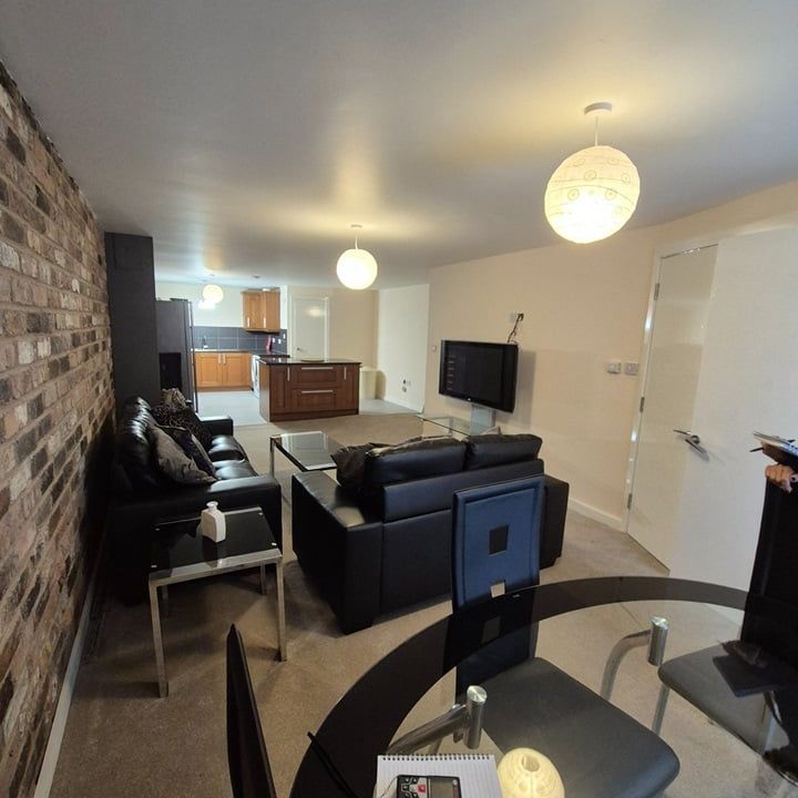 Room in a Shared House, Tetlow Church, L4 - Photo 1