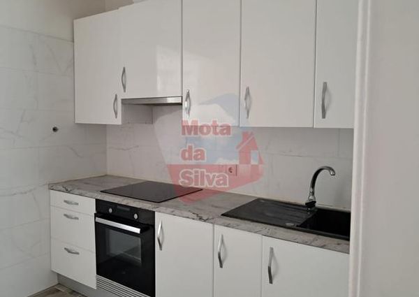 Apartamento T1+1 em Setúbal