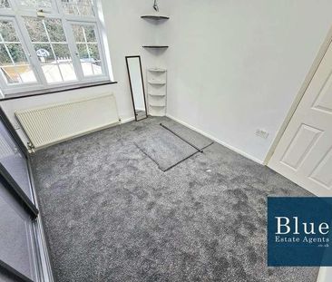 Clare Road, Staines-upon-thames, TW19 - Photo 2