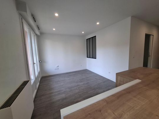 Location Appartement 1 pièce 33m² TASSIN LA DEMI LUNE 69160 - Photo 1