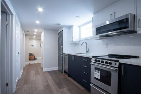 For Lease - 256 Annette Street Unit# Lower, Toronto, Ontario - Photo 5