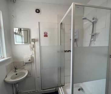 House share to rent - Photo 3