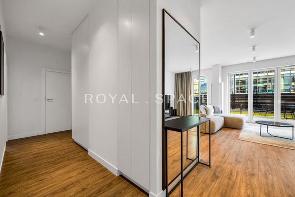 Apartament z prywatnym ogrodem i przeszkleniami! - Zdjęcie 1