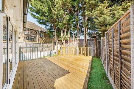 Studland Road, Hanwell, London, W7 - Photo 3