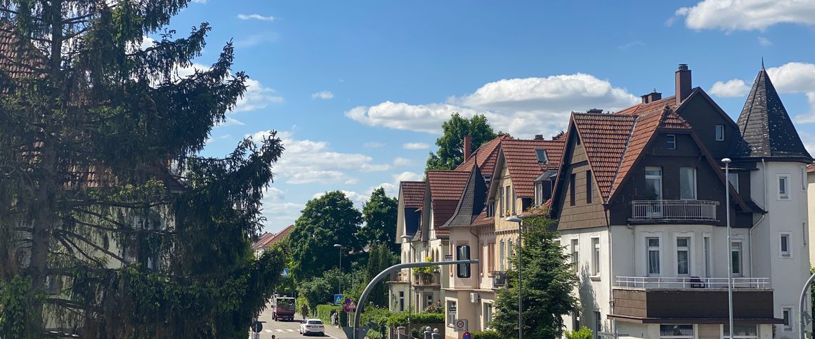 Geschmackvoll sanierte Altbauwohnung in Toplage von Schwetzingen - Foto 1