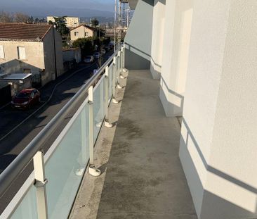 Location Appartement 4 pièces 76m² PORTES LES VALENCE 26800 - Photo 4