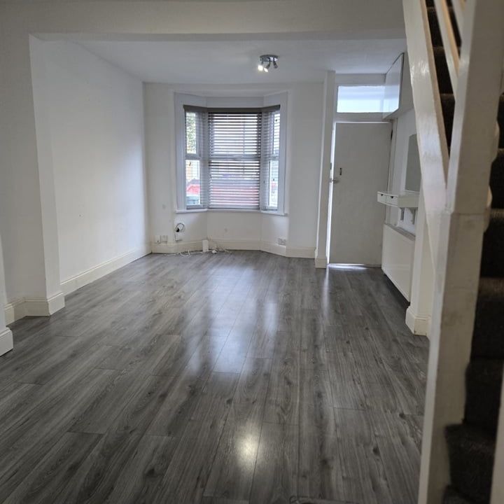 2 Bed Terraced House, Tennyson Road, E15 - Photo 1