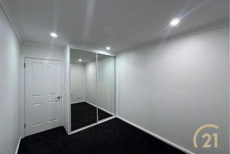 Modern 3 Bedroom Family Home&excl; - Photo 2