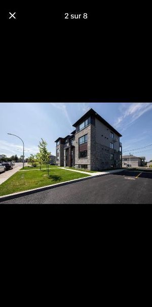 Appartement 5 1/2 - cession de bail - Photo 1