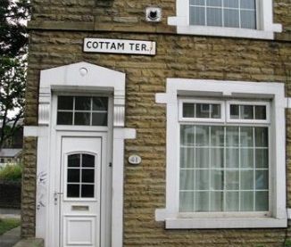 3 Bed - Cottom Terrace, University, Bd7 - Photo 6