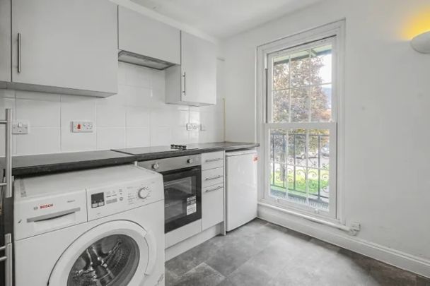Victoria Place, Banbury - Photo 1