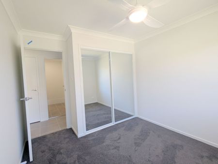 MODERN DUPLEX WITH DUCTED A/C - Photo 4