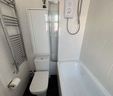 Mayfield Road, Gosport - Photo 1